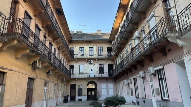 Eladó téglalakás, Budapesten, VII. kerületben 55 M Ft, 2 szobás