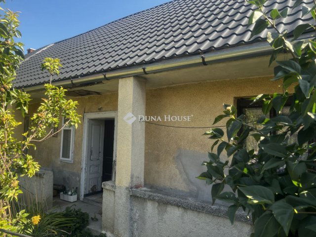 Eladó családi ház, Fehérvárcsurgón 52.5 M Ft, 3 szobás