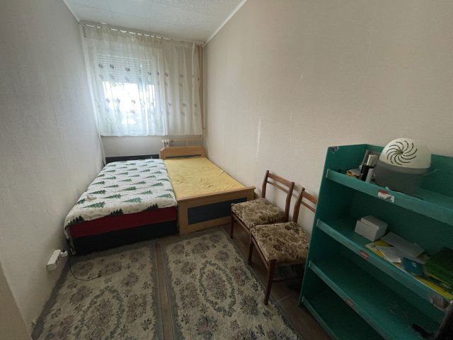 Eladó téglalakás, Nyíregyházán 47.5 M Ft, 2+1 szobás