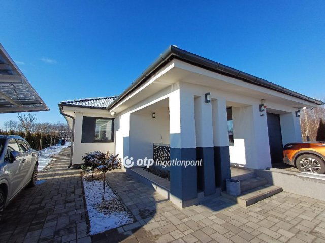 Eladó családi ház, Nyíregyházán 159 M Ft, 3+1 szobás