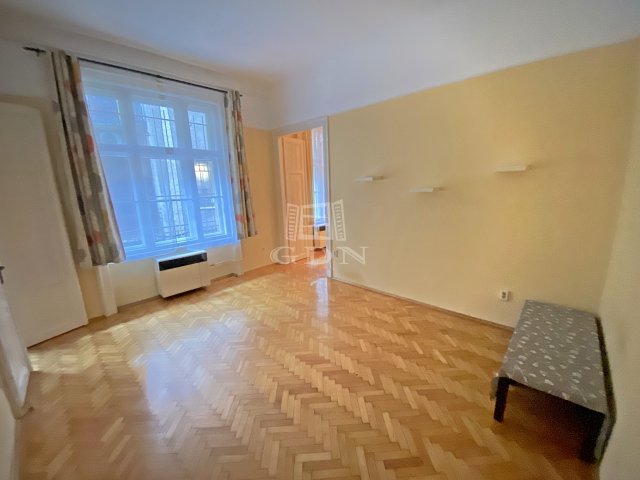 Eladó téglalakás, Budapesten, VIII. kerületben 72.9 M Ft