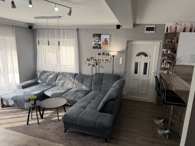 Eladó nyaraló, Hajdúszoboszlón 74.9 M Ft, 3 szobás