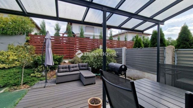 Eladó sorház, Gödön 120 M Ft, 4 szobás / költözzbe.hu