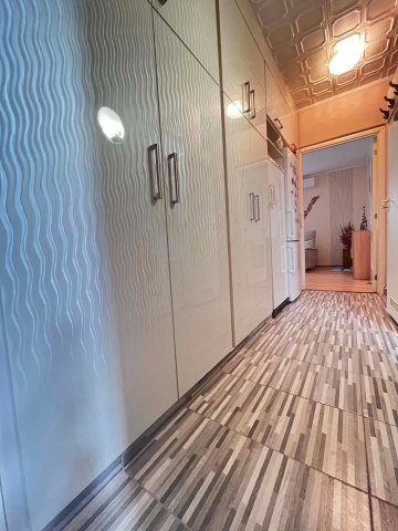 Eladó panellakás, Pécsett, Csikor Kálmán utcában 44.9 M Ft