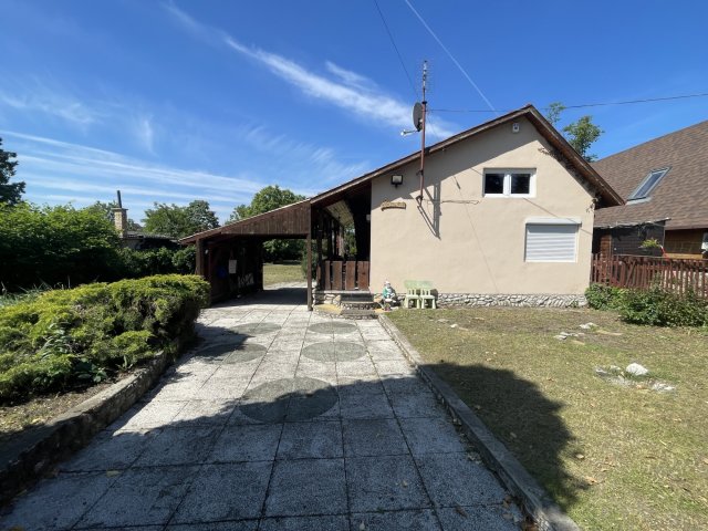 Eladó nyaraló, Mályin 39.9 M Ft, 2 szobás / költözzbe.hu