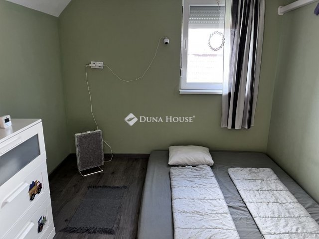 Eladó családi ház, Pilisen 96.9 M Ft, 4 szobás