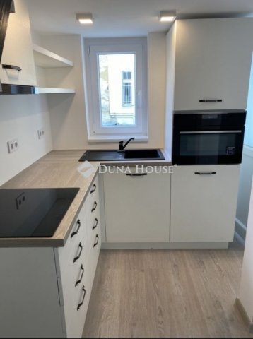 Eladó téglalakás, Budapesten, VII. kerületben 46 M Ft, 1 szobás