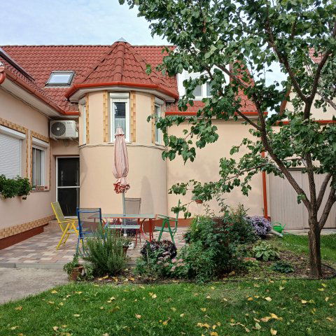 Eladó családi ház, Hajdúszoboszlón 113 M Ft, 6 szobás