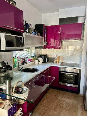 Eladó téglalakás, Budapesten, III. kerületben 100 M Ft, 2 szobás