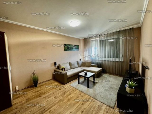 Kiadó panellakás, albérlet, Budapesten, XV. kerületben
