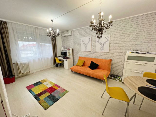 Kiadó panellakás, albérlet, Debrecenben 165 E Ft / hó, 2 szobás