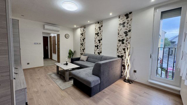 Kiadó téglalakás, albérlet, Debrecenben 250 E Ft / hó, 2 szobás