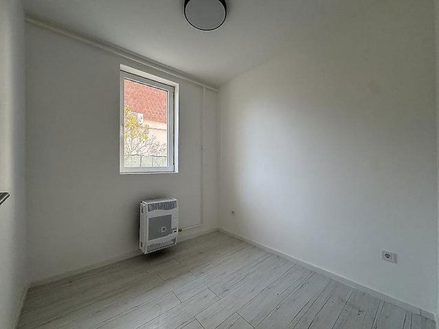 Eladó családi ház, Budapesten, XX. kerületben, Szabadság utcában