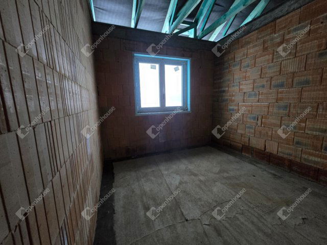 Eladó ikerház, Gárdonyban 109.5 M Ft, 5 szobás