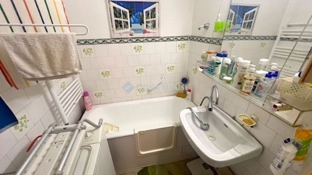 Eladó panellakás, Budapesten, XV. kerületben 69.9 M Ft