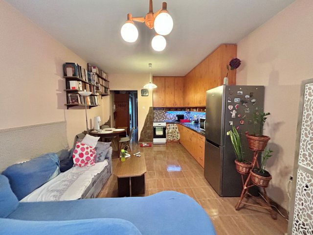 Eladó téglalakás, Nyíregyházán 38 M Ft, 1 szobás