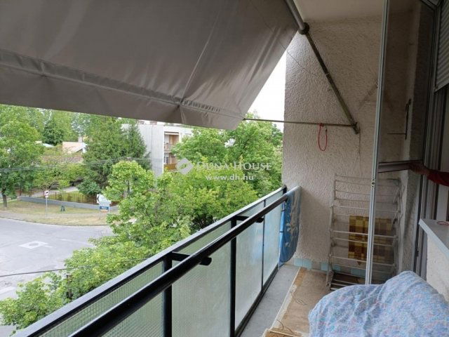 Eladó téglalakás, Kecskeméten 32.8 M Ft, 2 szobás