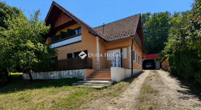 Eladó családi ház, Zalalövőn 49.5 M Ft, 7+1 szobás