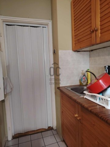 Eladó panellakás, Gyöngyösön 35.85 M Ft, 2 szobás