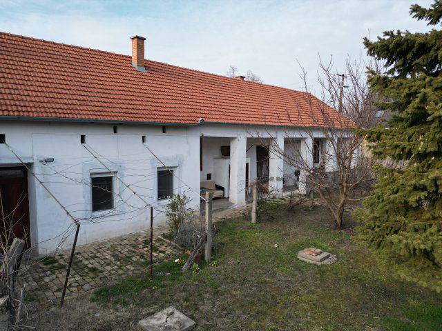Eladó családi ház, Makón 55 M Ft, 2+1 szobás