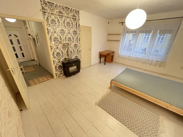 Kiadó téglalakás, albérlet, Kaposváron, Somssich Pál utcában