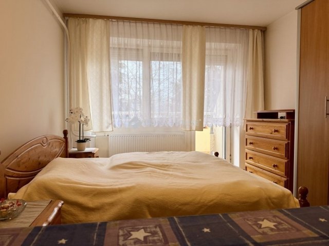 Eladó panellakás, Szombathelyen 32.5 M Ft, 1 szobás