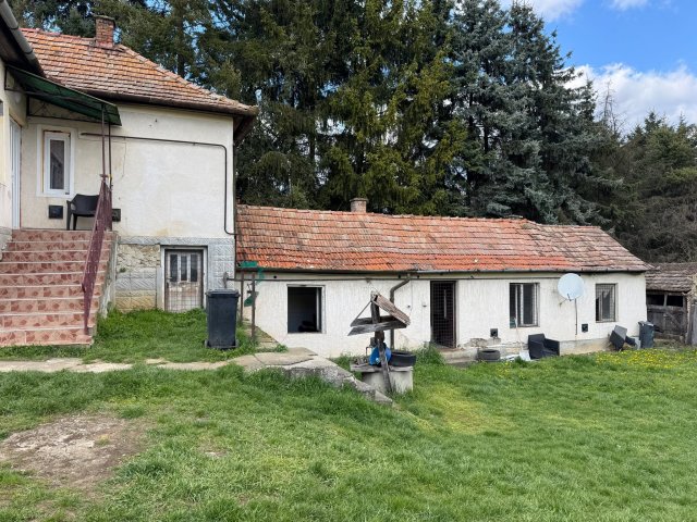 Eladó családi ház, Tarnaleleszen 16 M Ft, 2 szobás