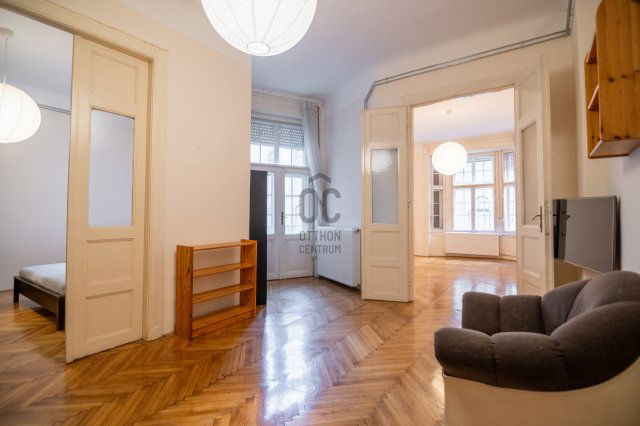 Eladó téglalakás, Budapesten, VIII. kerületben 105 M Ft