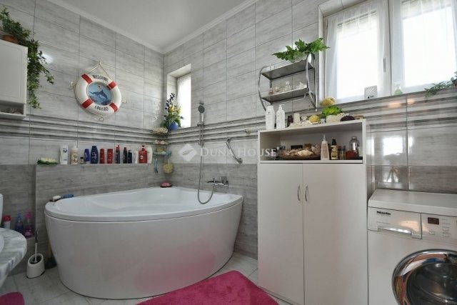 Eladó ikerház, Budapesten, XXII. kerületben 249.99 M Ft, 4 szobás