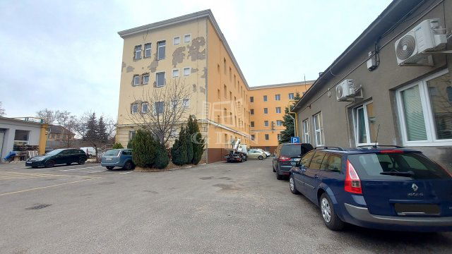 Kiadó üzlethelyiség, Budapesten, X. kerületben 407 E Ft / hó