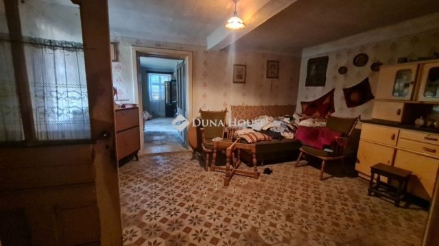 Eladó családi ház, Ófalun 15 M Ft, 3 szobás