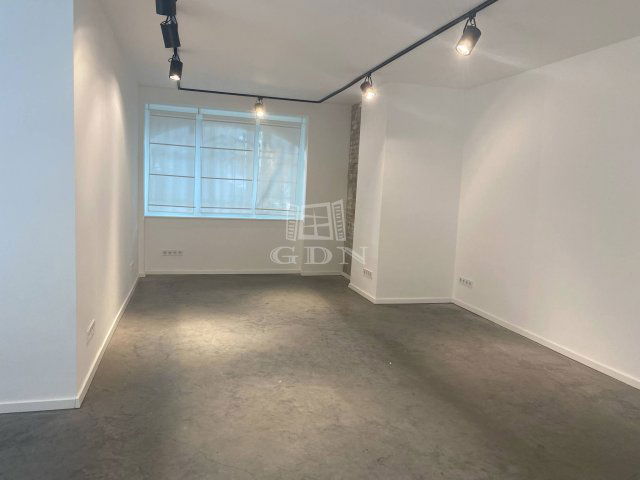 Eladó téglalakás, Budapesten, VI. kerületben 64 M Ft, 2 szobás