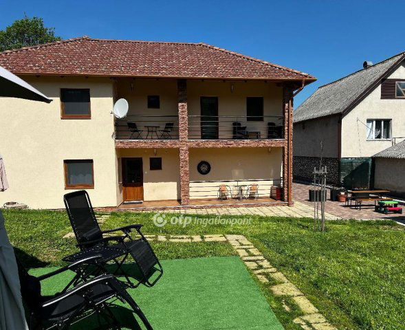 Eladó családi ház, Szilvásváradon 224.9 M Ft, 6 szobás