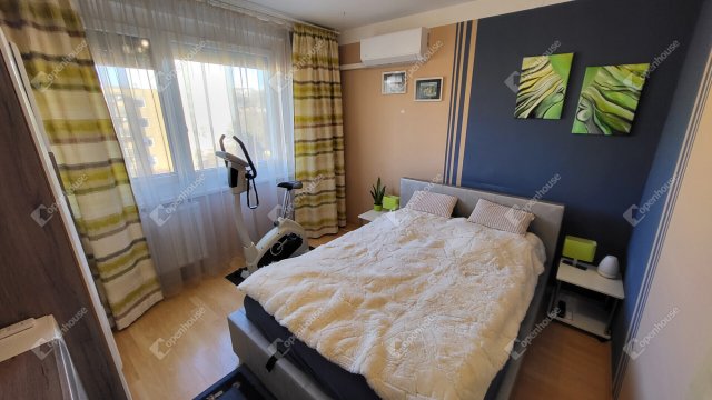 Eladó panellakás, Miskolcon 43.99 M Ft, 3 szobás