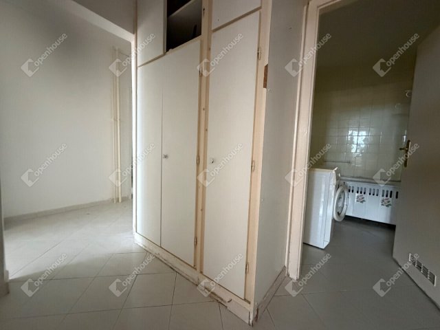 Eladó téglalakás, Zalaegerszegen 32.9 M Ft, 2 szobás