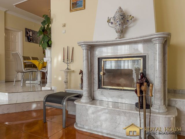 Kiadó családi ház, albérlet, Miskolcon, Cserhát utcában