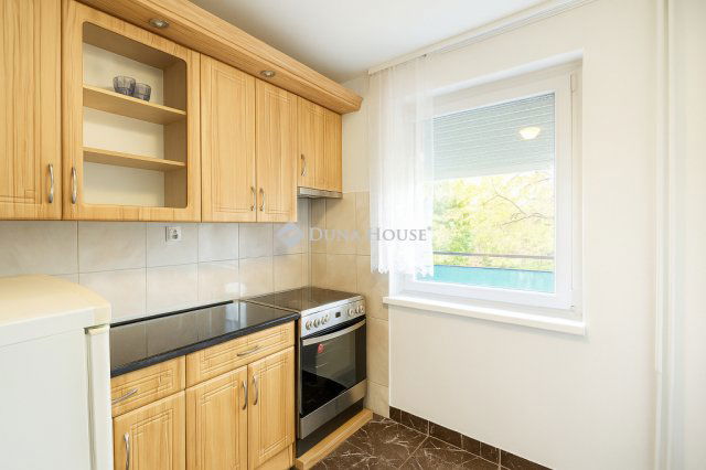 Eladó panellakás, Debrecenben 57.5 M Ft, 2 szobás