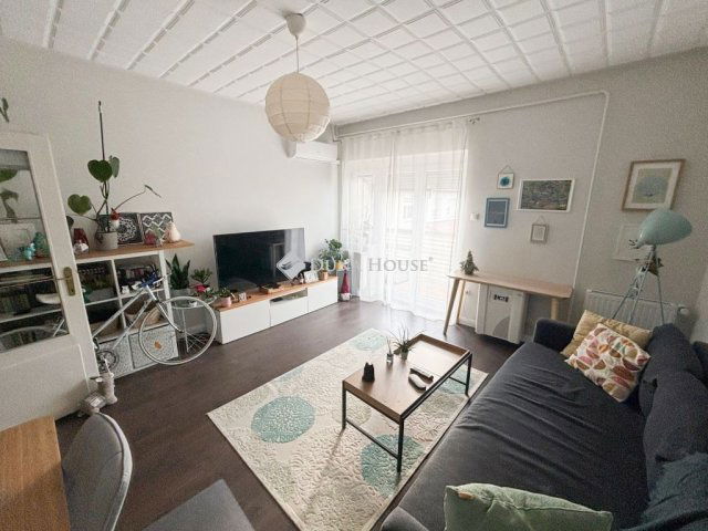 Eladó téglalakás, Siófokon 65 M Ft, 2 szobás