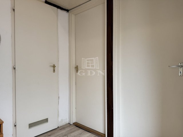 Eladó ikerház, Budapesten, XV. kerületben 75 M Ft, 3 szobás