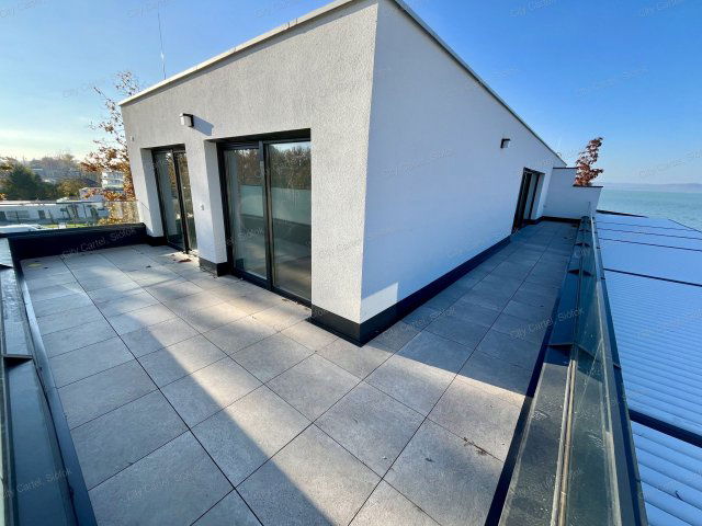 Eladó téglalakás, Balatonszemesen 194.9 M Ft, 4 szobás