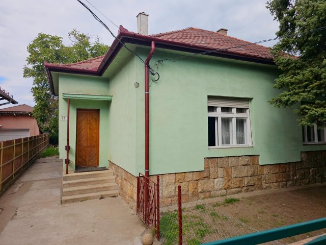 Eladó családi ház, XVIII. kerületben, Szatmárnémeti utcában
