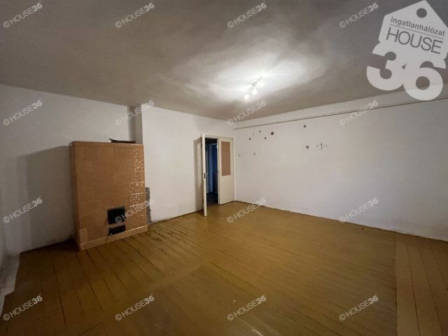 Eladó családi ház, Nagykőrösön 32.5 M Ft, 2 szobás