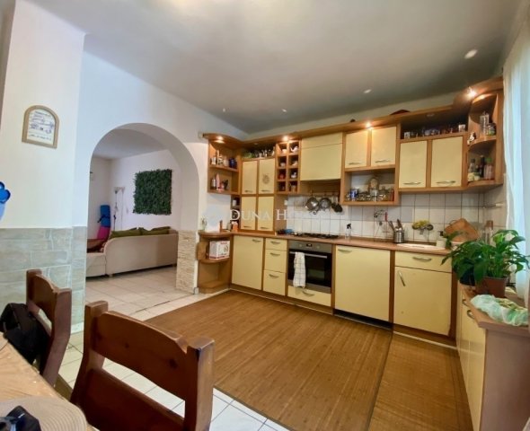 Eladó családi ház, Budapesten, XXI. kerületben 79.9 M Ft