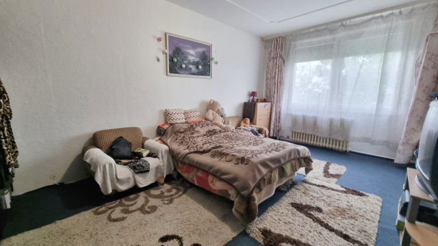 Eladó panellakás, Nyíregyházán 27.8 M Ft, 2 szobás
