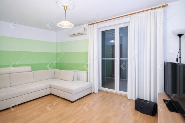 Eladó téglalakás, Szegeden 64.9 M Ft, 2 szobás