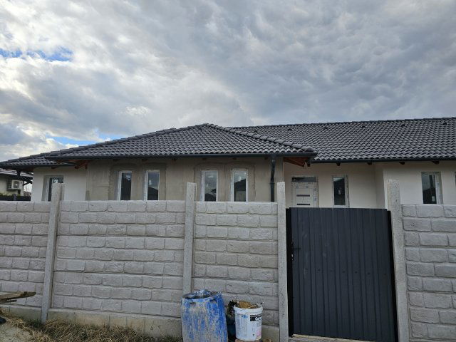 Eladó ikerház, Taksonyon 98.8 M Ft, 5 szobás