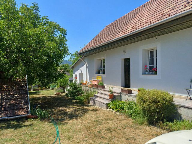 Eladó családi ház, Pilisvörösváron 123.5 M Ft, 3 szobás