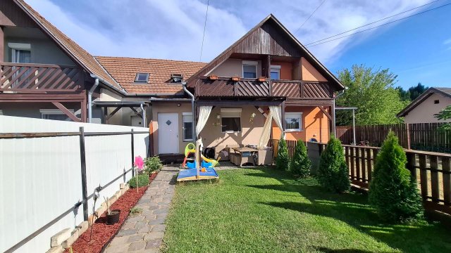 Eladó sorház, Szigethalmon 54.99 M Ft, 2+2 szobás