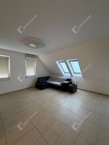 Kiadó téglalakás, albérlet, Győrött 210 E Ft / hó, 3 szobás