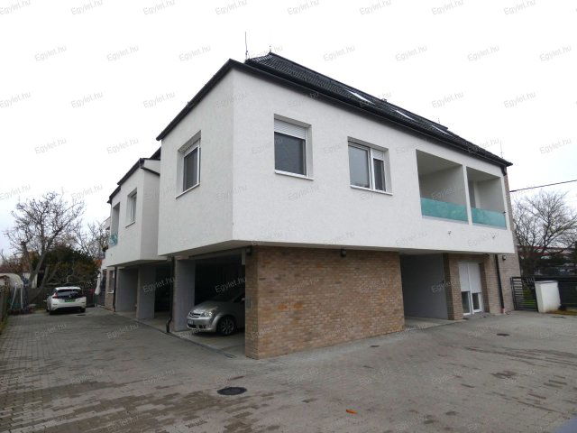 Eladó téglalakás, Budapesten, IV. kerületben 99.8 M Ft, 3 szobás